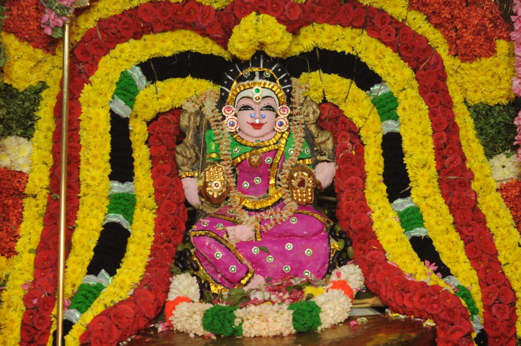 Sri AngalaParameswari amman (12)